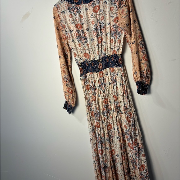 Lovestitch Floral Long Sleeve Dress in Cream and Blue - Picture 5 of 7